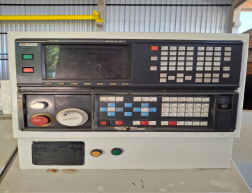 Foto: TORNO CNC - COSMOS - 20U - ANO 1996