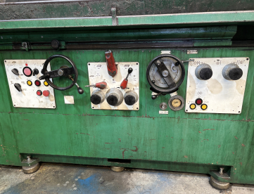 Foto: RETÍFICA UNIVERSAL PLANA WMW -CURSO 1000 x 500 x500 COM DRESSADOR DE REBOLO