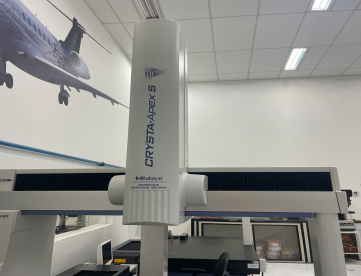 Foto: TRIDIMENSIONAL CNC - MITUTOYO - CRYSTA - APEX S9208 - 900X 2000 X800 - MUITO NOVA POUCO USO - ANO 2012