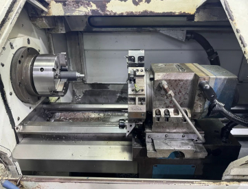Foto: TORNO CNC - ROMI - CENTUR 30D - 1000MM - ANO 2009 - COMANDO SIEMENS