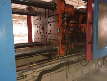 Foto: INJETORA DE PLÁSTICO - HAITIAN - 550 TONS - ANO 2015 - INJEÇÃO 2450KGS - SEMINOVA