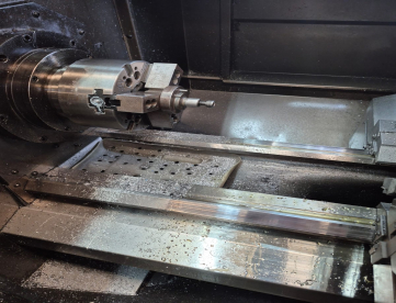 Foto: TORNO CNC - ROMI - CENTUR 30D - 1000 X 430 - ANO 2008 - PLACA HIDRÁULICA - COMANDO SIEMENS - SEM CONTRA PONTO