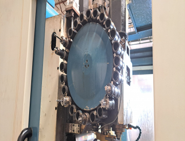 Foto: CENTRO DE USINAGEM VERTICAL - FAMUP - MC 60E - 600 x 400 x 500 MM