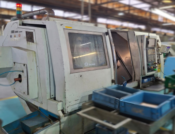 TORNO CNC - ROMI - E280 - ANO 2008 - COMANDO FANUC