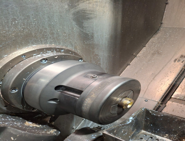 Foto: TORNO CNC - ROMI - E280 - ANO 2008 - COMANDO FANUC