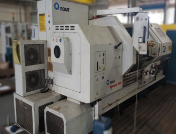 TORNO CNC - ROMI - MULTIPLIC 40A - ANO 2004 - COMANDO FANUC  21i-TB