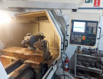 Foto: TORNO CNC - ROMI - CENTUR 40 - 620MM X 1000MM - ANO 2015 -  SIEMENS  