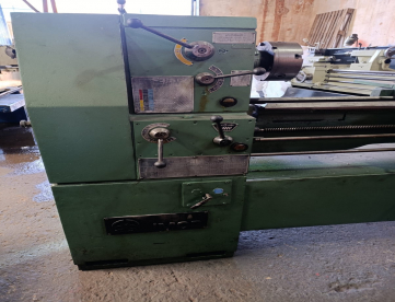 Foto: TORNO ROMI OFICINA 420 - 420MM X 1500MM