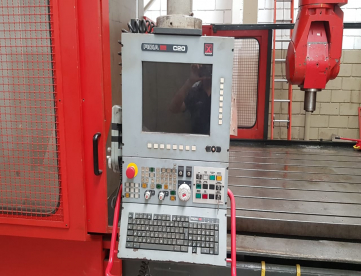 Foto: CENTRO DE USINAGEM VERTICAL 5 EIXOS - RAMBAUDI - ANO