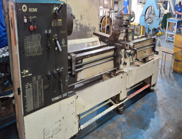 Foto: TORNO MECÂNICO - ROMI - TORMAX 30B - 700MM X 2200MM