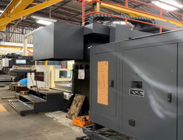 Foto: FRESADORA PORTAL CNC DEED G2518L - 2600MM X 1800MM X 850MM - ANO 2025