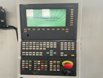 Foto: CENTRO DE USINAGEM VERTICAL - ROMI - D760 -760MM x 400MM x 500MM - ANO 2004