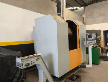 Foto: TORNO VERTICAL CNC - EM300 - 550MM VOLTEIO X 500MM ALTURA - COMANDO FAGOR