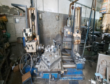 MANDRILHADORA CONVENCIONAL - UNION - 1300MM X 1000MM X 700MM