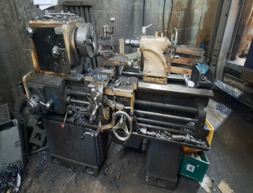 TORNO MECÂNICO IMOR MVN-V - 700X1000