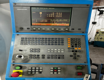 Foto: Fresadora CNC Diplomat PETRUS 50100R