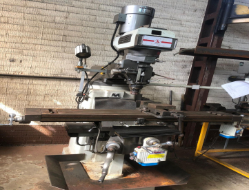 FRESADORA FERRAMENTEIRA - PINNACLE - ANO 2024 - ISO40 - 900x380x380 