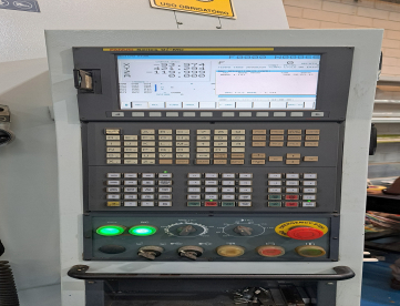 Foto: CENTRO DE USINAGEM VERTICAL - ROMI - D800 - ANO 2010 - COMANDO FANUC
