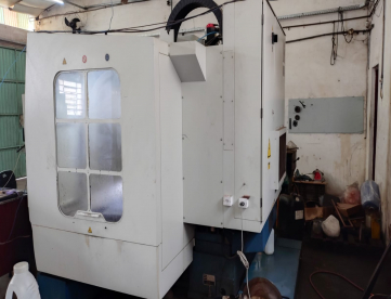 Foto: CENTRO DE USINAGEM VERTICAL - ROMI - D600 - ANO 2011 - 600 x 530 x 580MM - COMANDO FANUC - MÁQUINA SO USINOU ALUMÍNIO