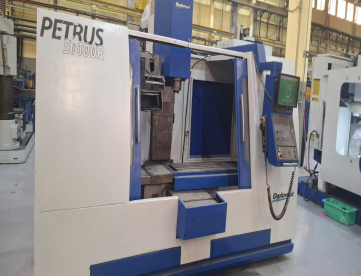 CENTRO DE USINAGEM VERTICAL- NARDINI PETRUS -50100R CURSO 1100 X 500 X 600 -ANO 2004