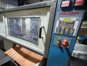 Foto: INJETORA DE PLÁSTICOS - JASOT 450/160 - TONELADAS - ANO 2001