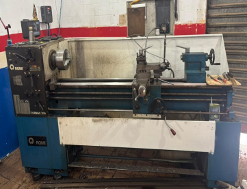 TORNO MECÊNICO ROMI - MODELO TORMAX 20A - ANO 1995 - 420 X1500MM