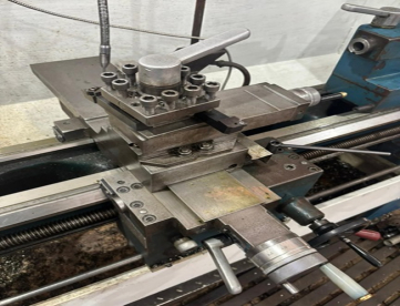 Foto: TORNO MECÂNICO - ROMI - TORMAX 20A - ANO 1995 - 420 x 1500 MM