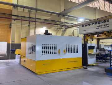 Foto: ELETROEROSÃO DE PENETRAÇÃO - ONA - HS700 -1500 X 750 X 500 - ANO 2000