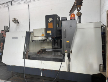 CENTRO DE USINAGEM VERTICAL FEELER FV1300 -COM 4 EIXO -1300 X 610X560 -ANO 2007