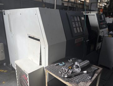 Foto: CENTRO DE TORNEAMENTO - FEELER - FTC30 - 650 x 450 - COMANDO FANUC - ANO 2008