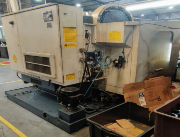 Foto: CENTRO DE USINAGEM VERTICAL - ROMI - D800 - COMANDO FANUC SÉRIES 0i - CURSOS: 800X530X580MM - REFRIGERAÇÃO INTERNA / ANO 2009