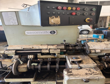 Foto: TORNO AUTOMÁTICO - ESCOMATIC - D6SR - TIPO SUÍÇO- COM ALIMENTAÇÃO POR ARAMES - ANO 1982