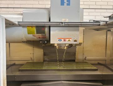 Foto: CENTRO DE USINAGEM VERTICAL  HARDIGE - BRIDGEPORTE GX1000 PLUS  COM 4 EIXO -1000 X 540 X510 - ANO 2022