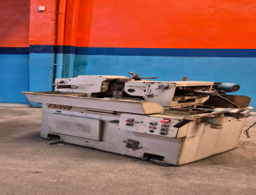 RETÍFICA - CENTERLESS - BOVI - RC60 - IDEAL PARA RETIFICAR DIÂMETROS DE 0.2 mm a 60 mm