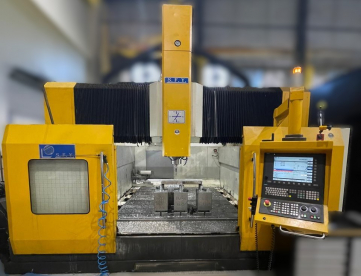 Foto: CENTRO DE USINAGEM PORTAL - SFY - HSC-2025 - ANO 2015 - 2.000 x 2.500 x 1.000 MM - 16.000 RPM