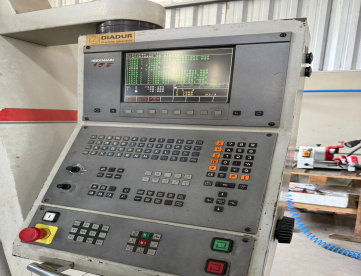 Foto: FRESADORA CNC - DIPLOMAT - PETRUS 5010R - ANO 2008 - COMANDO HEIDENHAIN
