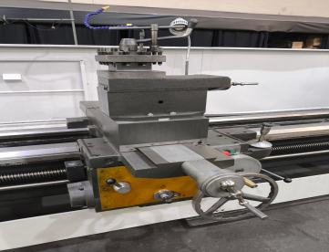 Foto: TORNO MECÂNICO - CLEVER L-44160 - 1100MM X 4000MM