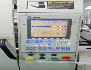 Foto: INJETORA DE PLÁSTICOS - ROMI - EN150 - 150 TONELADAS - ANO 2014