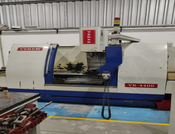 Foto: INDÚSTRIA DE PLÁSTICOS COM FERRAMENTARIA + GALPÃO INDUSTRIAL - ENCERRANDO ATIVIDADES