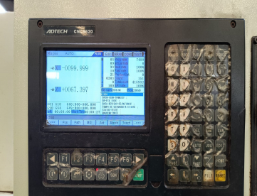 Foto: TORNO CNC ROMI - COSMOS 10G - ANO 1991