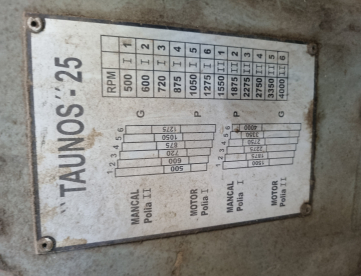 Foto: TORNO AUTOMÁTICO TAUNOS - MODELO CA 25