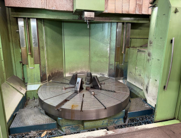 Foto: TORNO VERTICAL CNC - ROMI - VT2500M - ANO 2010 - CURSOS 2.700 x 2.100 MM - COM FERRAMENTAS ACIONADAS