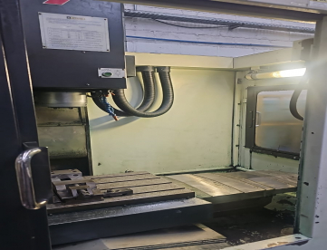 Foto: CENTRO DE USINAGEM VERTICAL - FEELER - FV760 A -760 X420 X510 - ANO 2007