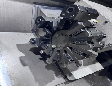 Foto: CENTRO DE TORNEAMENTO - ROMI - GL250T - ANO 2020 - COMANDO FANUC