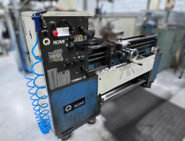 Foto: TORNO CONVENCIONAL - ROMI - TORMAX 20 - ANO 2002 - 400 x 1000 MM
