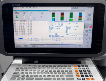 Foto: CENTRO DE USINAGEM 05 EIXOS - DMG - DMU 65 - ANO 2012 - 735 x 650 x 560 MM - COMANDO HEIDENHAIN