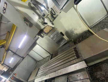 Foto: FRESADORA CNC - C-TEK - KM-150D - ANO 2007