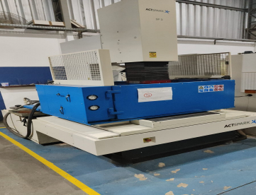 Foto: ELETROEROSÃO A PENETRAÇÃO CNC AGIE CHARMILLES  SP3 ANO 2009