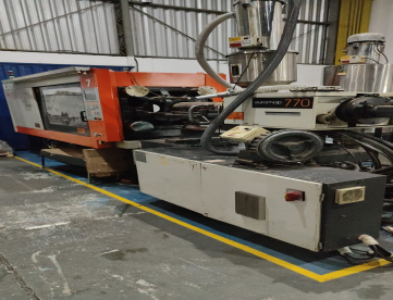 Foto: INJETORA DE PLÁSTICOS - SANDRETTO - LÓGICA 770/220 - ANO 2013