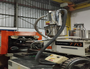 Foto: INJETORA DE PLÁSTICOS - SANDRETTO - LÓGICA 770/220 - ANO 2013